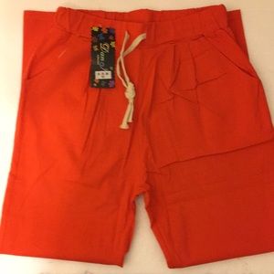 Comfortable pants with pockets in back & front.